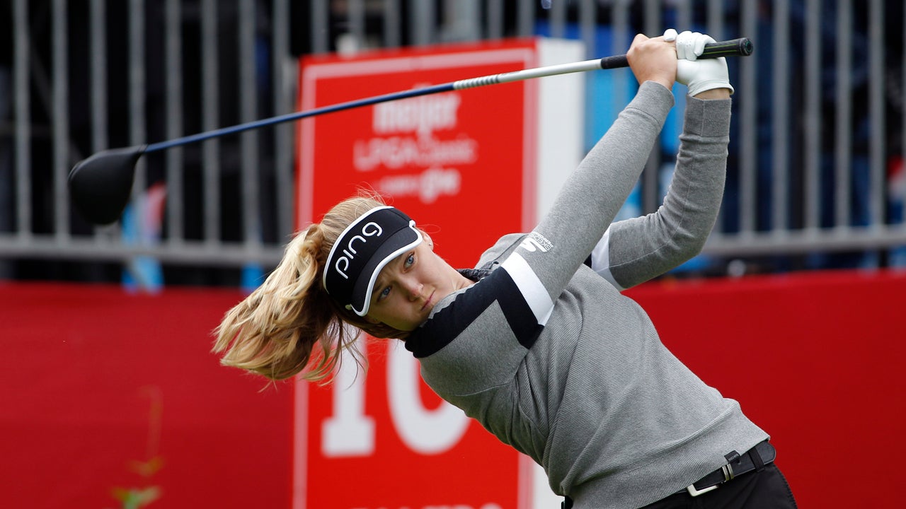 Henderson wins Meijer LPGA to break Canadian victory record